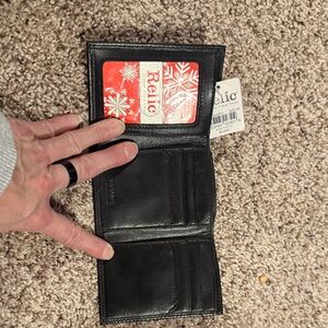 Relic Black Leather Card Holder